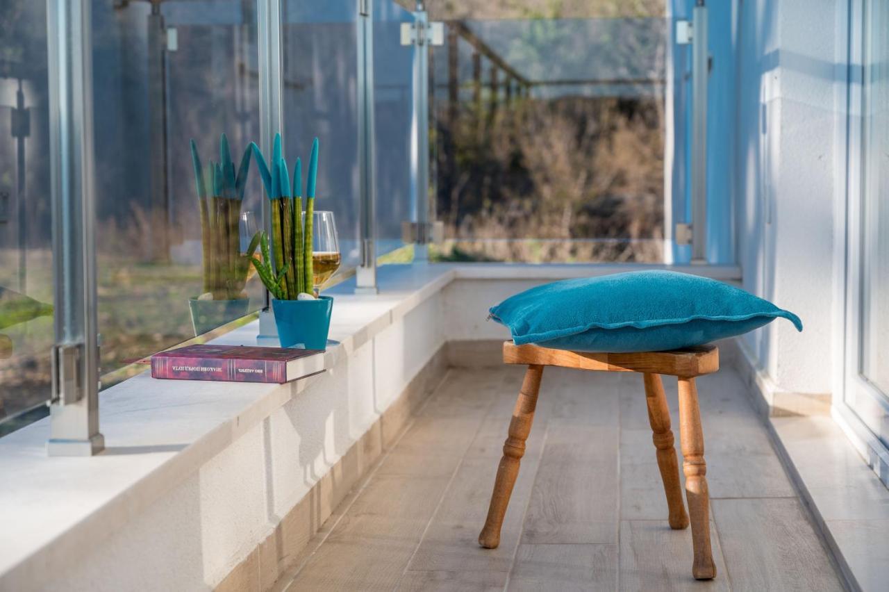 Happy Home Tivat Exterior photo