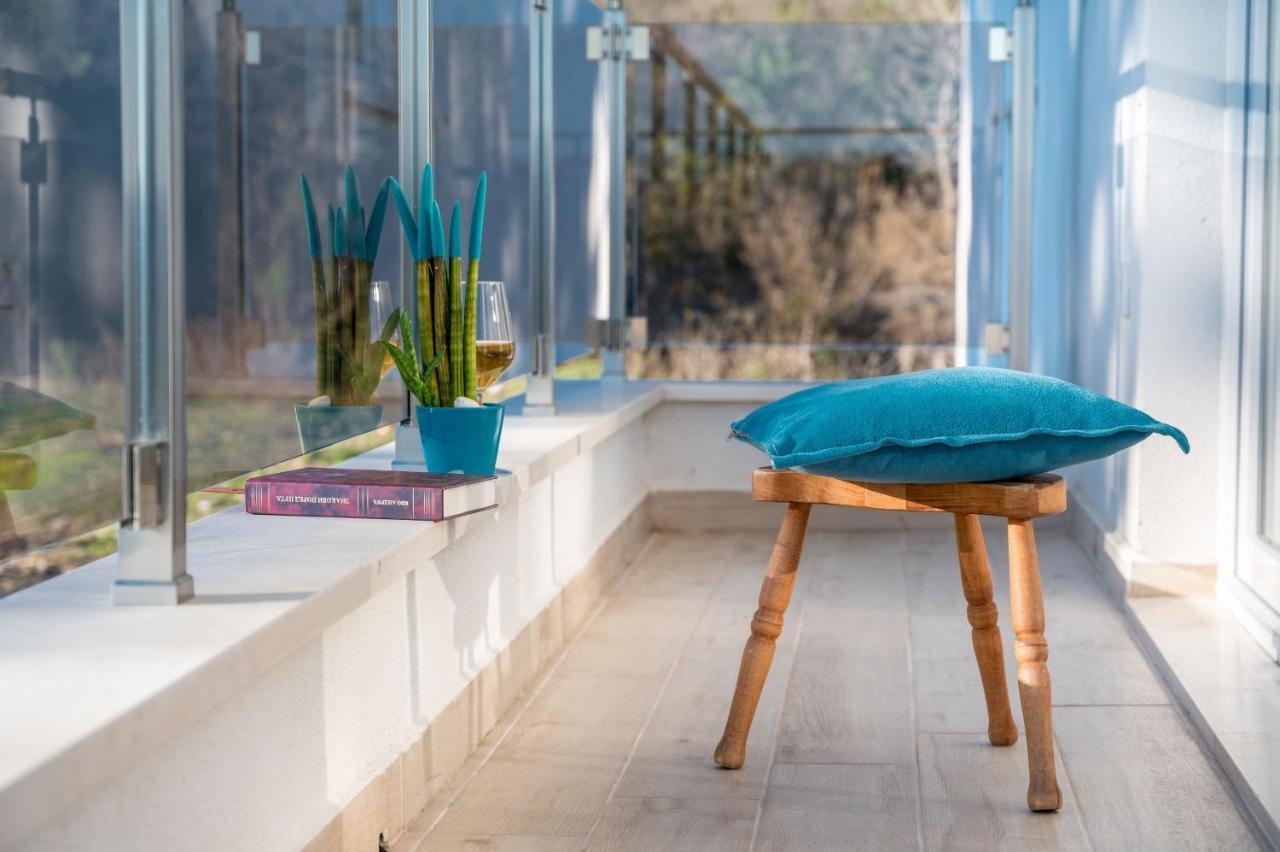 Happy Home Tivat Exterior photo